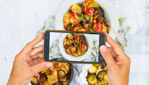 How Social Media is Transforming Food Service